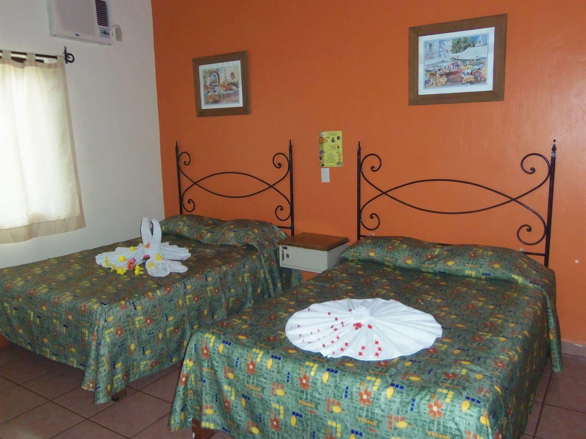 Casa Margarita Hotel ริงกอน เด กัวยาบิโตส ภายนอก รูปภาพ